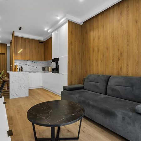 Lotnisko Chopina Modern Apartment Varsavia Esterno foto