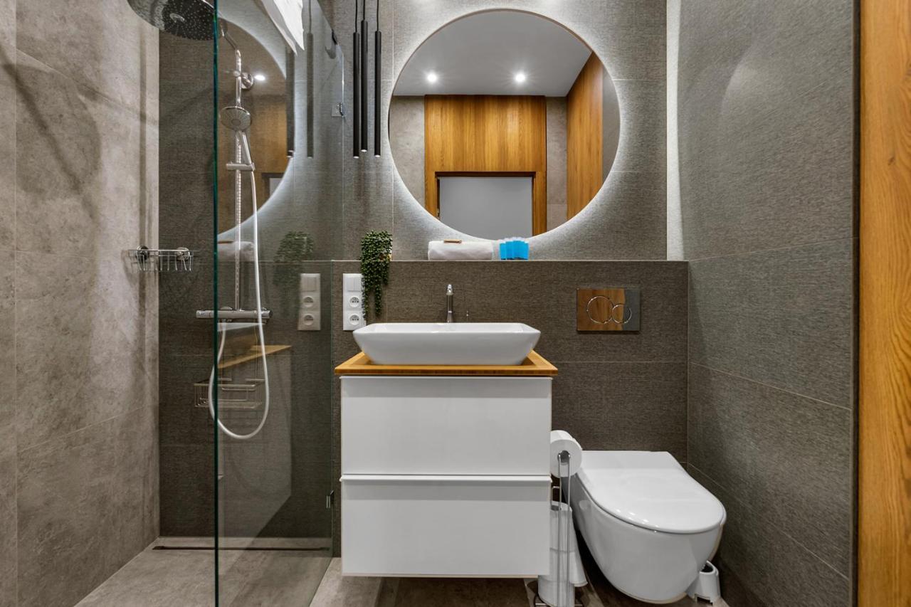 Lotnisko Chopina Modern Apartment Varsavia Esterno foto